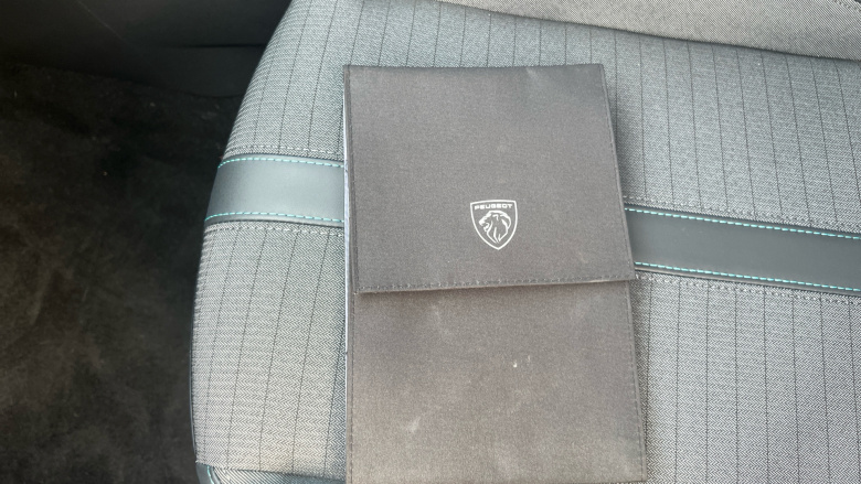 Peugeot 208 1.2 PureTech 100 Allure Premium 5dr Petrol Hatchback